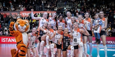 eczacibasi-dynavit-nilufer-ekeri-3-1-maglup-etti-K7S9zNc6.jpg