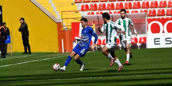 erciyes-38-fk-malatya-yesilyurtspora-4-1-yenildi-M3i1P9yG.jpg
