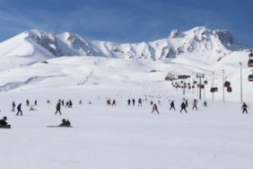 erciyes-kayak-merkezine-ulasim-saglanamiyor-hjGFulPa.jpg