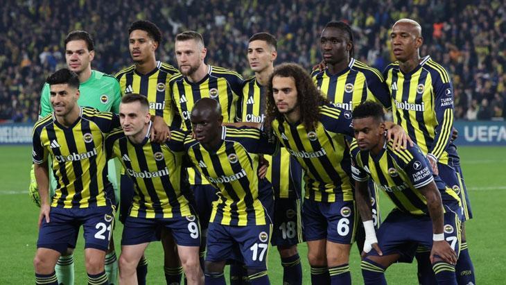 fenerbahce-macinda-kritik-an-penalti-beklentisi-sonrasi-tedesco-cilgina-dondu-GCEFeCSC.jpg