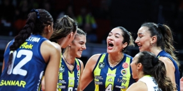 fenerbahce-medicana-aydin-buyuksehir-belediyespora-set-vermedi-GXBnl8Aq.jpeg