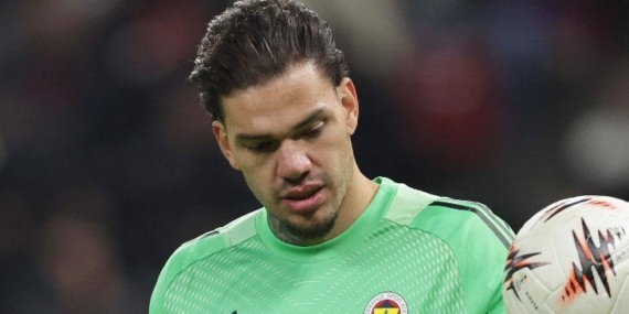 fenerbahcede-ederson-kalede-guven-veriyor-iQfUjpN2.jpg