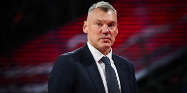 fenerbahcede-jasikevicius-zafere-ragmen-oyundan-memnun-degil-QyJJQ2KF.jpg