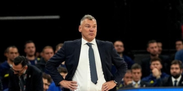 fenerbahcede-sarunas-jasikeviciustan-barcelona-maci-oncesi-uyari-kTTbhFjk.jpg