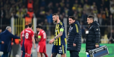 fenerbahcede-skriniar-korkusu-sakatligi-ciddi-olabilir-Tp8773lG.jpg
