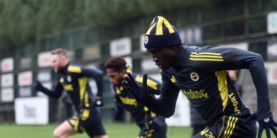 fenerbahcede-trabzonspor-maci-hazirliklari-basladi-jZahLgaT.jpg