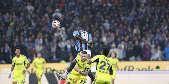 fenerbahceden-faul-itirazi-trabzonsporun-golu-oncesi-yGp4Abea.jpeg