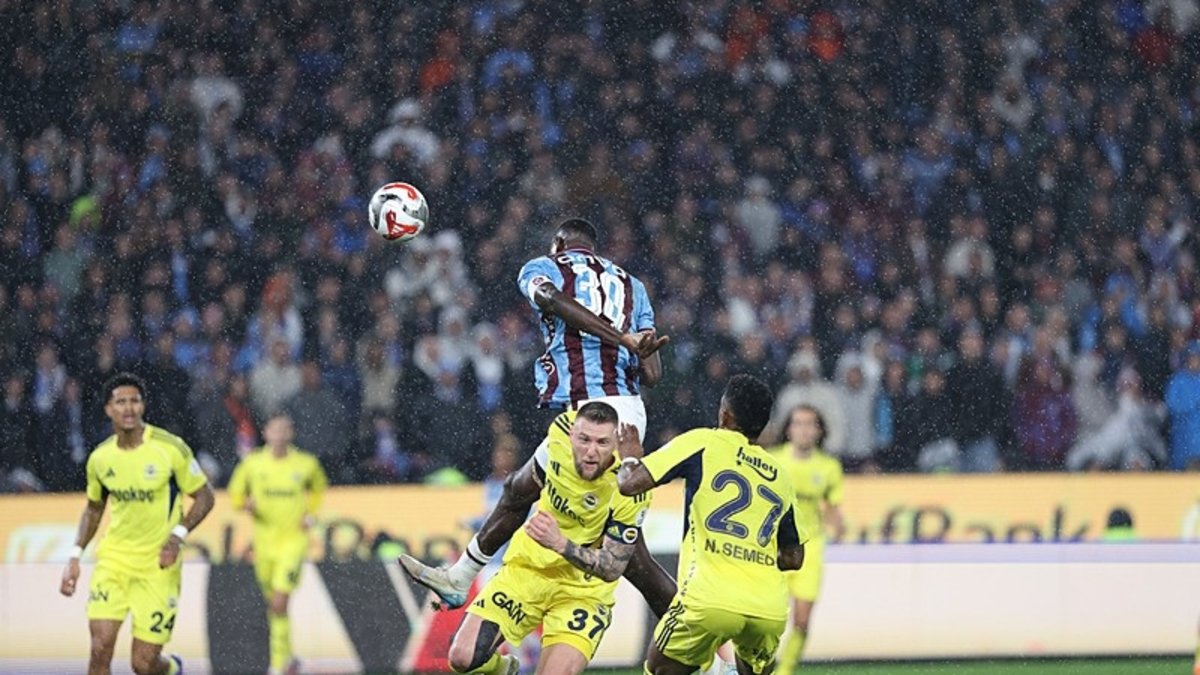 fenerbahceden-faul-itirazi-trabzonsporun-golu-oncesi-yGp4Abea.jpeg