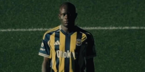fenerbahceden-videolu-paylasim-kante-kadikoy-cimlerinde-qNvmRIuS.jpg
