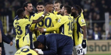 fenerbahcenin-eski-yildizindan-irkcilik-iddiasi-kulupsuz-kaldi-YAE8BA5k.jpg