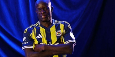 fenerbahcenin-yeni-transferi-ngolo-kanteyi-turk-arkadasi-anlatti-ucaktaki-suyu-bile-1-hafta-sakladi-SsjHLAWy.jpg