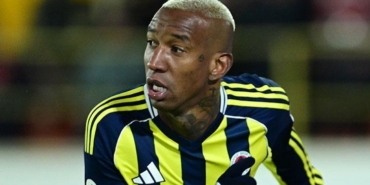 fenerbahceye-anderson-taliscadan-iyi-haber-kararini-kulube-bildirdi-Wdbg5duv.jpg