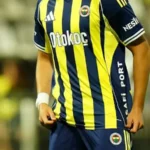 fenerbahceye-geri-donmesi-gundemdeydi-transferin-son-gununde-kotu-haber-54XLQc1M.webp