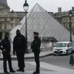 fransadaki-louvre-muzesinde-bilet-dolandiriciligi-supheliler-arasinda-calisanlar-da-var-iKzMfli2.webp