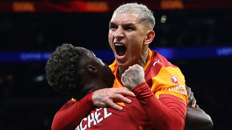 galatasaray-juventusu-5-golle-devirdi-ve-sampiyonlar-liginde-tur-kapisini-araladi-2iI99znt.jpg