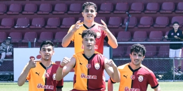 galatasarayda-beklenmeyen-ayrilik-yakin-CHvGs9xL.jpg