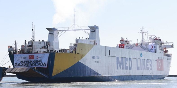 gazze-icin-hazirlanan-21-iyilik-gemisi-mersin-limanindan-ugurlandi-XnDSvrM5.jpg