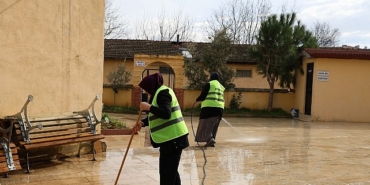 geyve-belediyesi-camilerde-ikinci-tur-temizlik-calismalarina-basladi-Zkqbxmpa.jpg