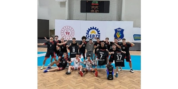 golcuk-belediyesi-voleybolda-tarih-yazdi-ust-uste-3-sampiyonluk-L3IZHmUi.jpg