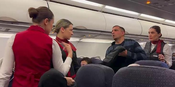 istanbul-yolunda-ucakta-ilginc-an-kalkisi-durdurdu-herkesten-helallik-istedi-I5mbDXxN.jpg