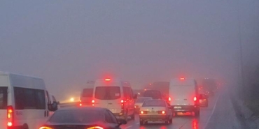 istanbulda-yagmur-ve-sis-etkisi-trafik-yogunlugu-yuzde-72ye-kadar-cikti-aj87SR8m.jpg