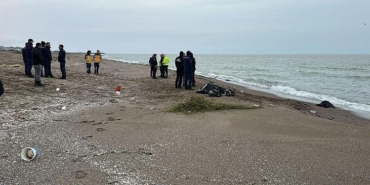 karasu-sahilinde-erkek-cesedi-bulundu-dlGfsBAK.jpg