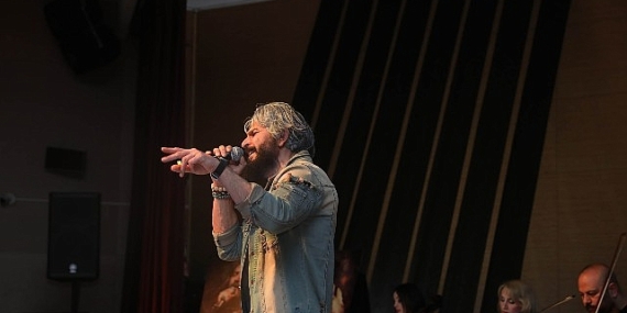 kecioren-belediyesinden-baris-manco-ve-cem-karaca-anisina-konser-3m8sHHjc.jpg