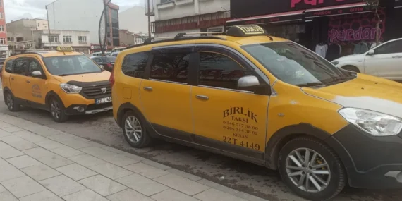 kesanda-taksilerde-indi-bindi-200-tl-oldu-C2w7cebd.webp