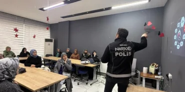 kocaeli-anne-sehirde-en-iyi-narkotik-polisi-anne-egitimi-AgCvXUku.webp
