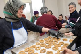 kocaelide-kandil-simitleri-sayginlar-kulubunden-Us6xPykx.webp