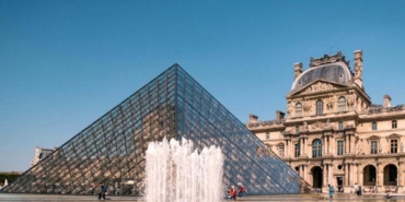 louvre-muzesinde-kriz-acil-durum-ilan-edildi-muze-ziyarete-kapatildi-FjWOWJjz.jpg