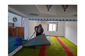 ramazan-oncesi-camilerde-temizlik-yapildi-UH6PAZFA.jpg
