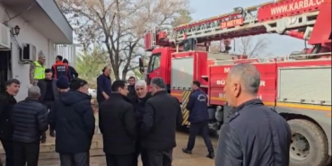 sabaha-karsi-faciaya-uyandilar-kiziltepede-ev-yangininda-kari-koca-hayatini-kaybetti-w8OzXqeT.jpg