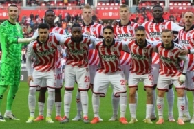 samsunspor-konferans-ligi-kadrosunu-acikladi-2BA55lkW.jpg