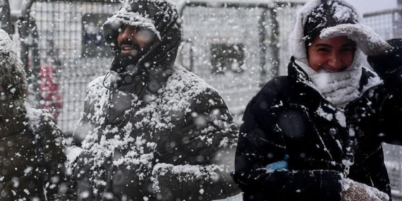 son-dakika-meteoroloji-haritayi-guncelledi-akom-saat-verdi-istanbula-bugun-kar-geliyor-RaKWFecp.jpg