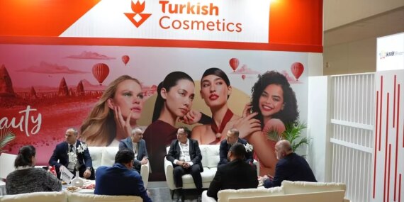 turk-kozmetik-firmalari-miami-fuarinda-Ai3l73jk.jpg