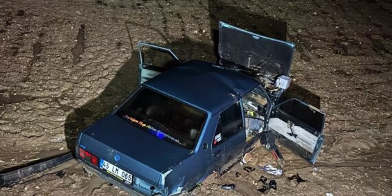 usakta-trafik-kazasi-5-yarali-QnwWnmJ6.jpg