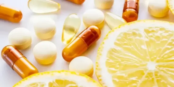 vitaminler-kontrolsuz-kullanildiginda-ciddi-saglik-sorunlarina-yol-acabiliyor-jgVcnfP8.webp