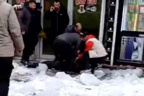yer-agri-kar-kutlesinin-altinda-kalan-kisi-yaralandi-MiWuzxsz.jpg