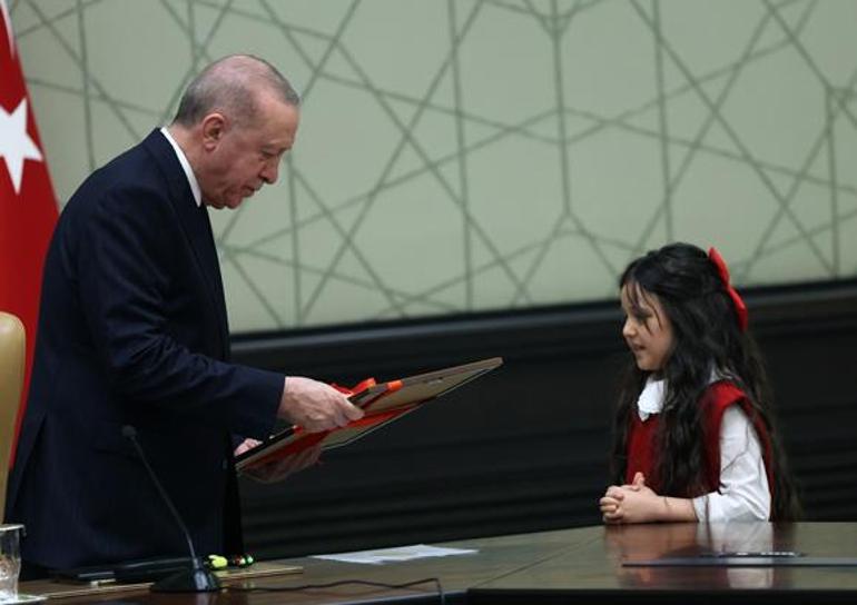Cumhurbaşkanı Erdoğan, 23 Nisanda çocuklarla bir araya geldi