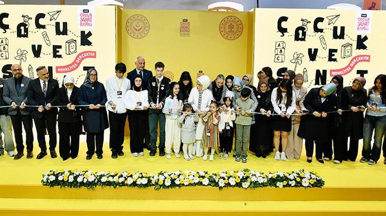 Emine Erdoğan, Rami Çocuk ve Sanat Bienalinin açılışına katıldı