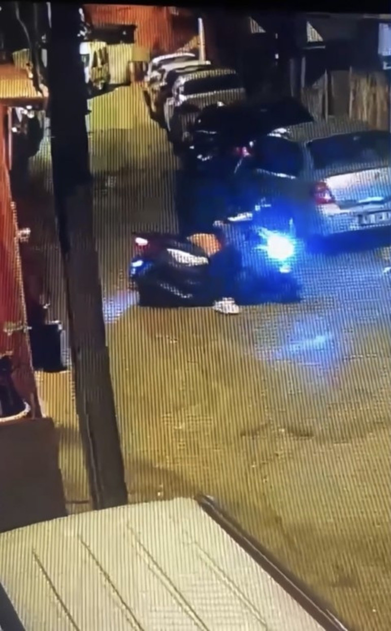 Sokakta yürüyen üniversiteli kızlara iğrenç hareket İstinye sapığı yakalandı, suçunu kabul edip şeytana uydum dedi