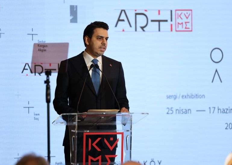 KÜME, Karaköy Palas’ta Mümkün temasıyla ArtıKÜME 2025 ve ODAK sergilerini tanıttı