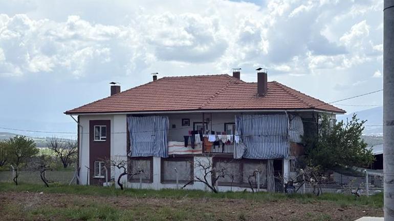 Gelin ve damat düğün günü hayatını kaybetti Düğün yemeğini cenaze evine dağıttılar