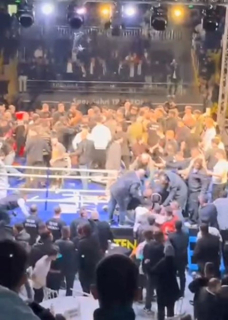 Trabzondaki boks müsabakasında ortalık karışmıştı Milli boksör Erhan Kalkan, olayın arka planını açıkladı: Rus hocanın hareketi o duruma getirdi