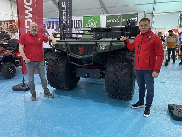 Rusyada alamayınca Türkiyede ürettiler: Suda yüzüyor, dağları aşıyor Araç ilgi patlaması yaşadı