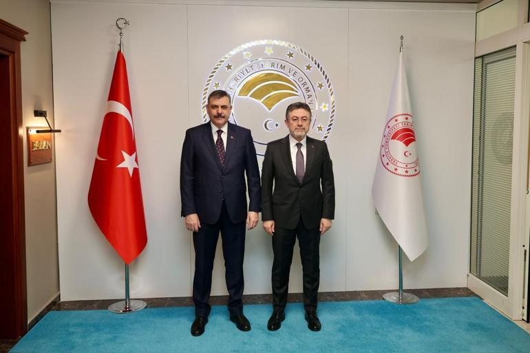 Orman yangınlarına ilişkin iki bakandan ortak açıklama 30 il için alarm verildi