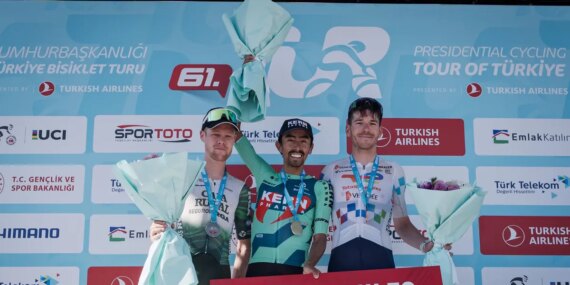 61-cumhurbaskanligi-turkiye-bisiklet-turunun-3-etabinda-sosa-birinci-oldu-1777387181325.jpg