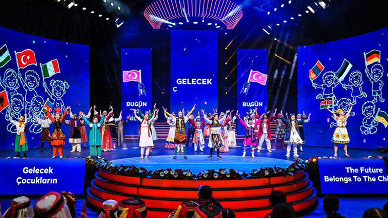 İletişim Başkanı Duran: Burada yükselen her çocuk sesi, insanlığın umududur