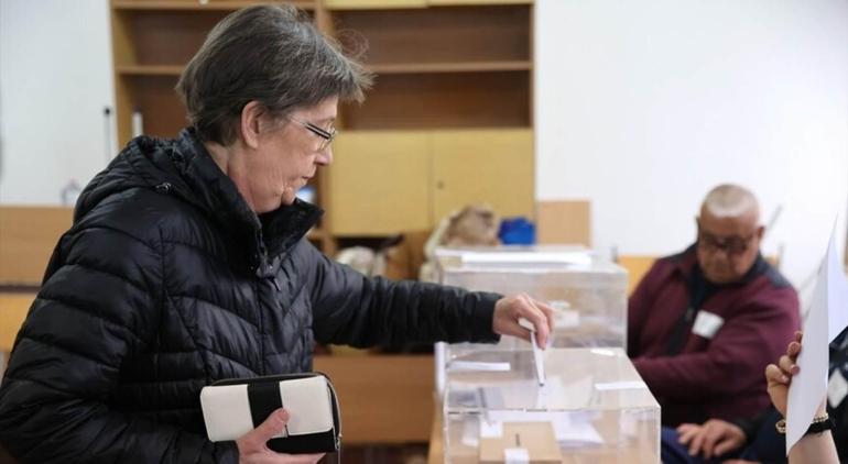 Komşuda dengeler değişti Rusya yanlısı çıkışlarıyla bilinen Radev iktidara yürüyor